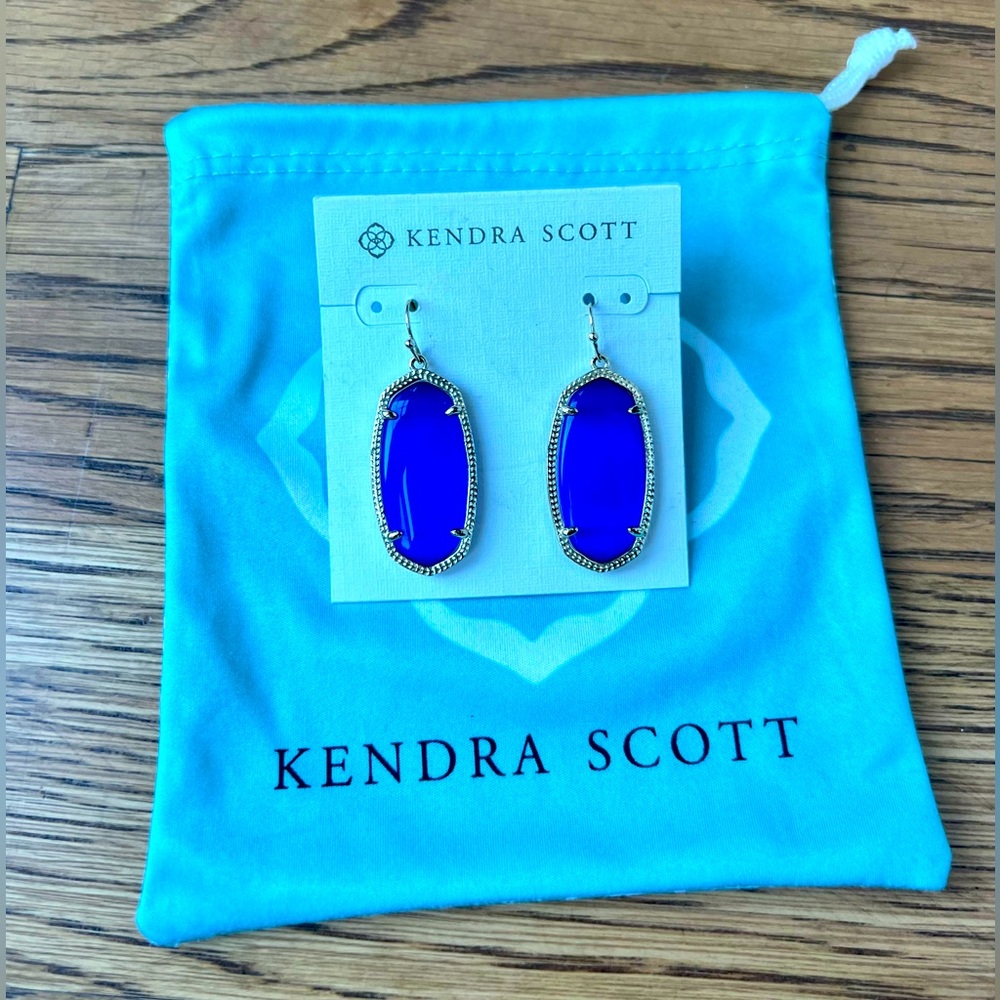 Kendra Scott Elle Earrings • Cobalt Blue